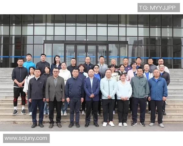 团结一致，共创辉煌！莱比锡红牛守门员强调合作精神