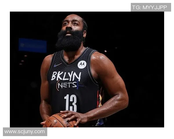 哈登带领篮网对决雄鹿精彩集锦回顾与分析