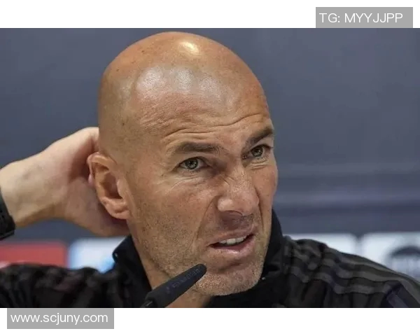 卡马文加：年轻天才如何在足球世界中崭露头角与成就辉煌