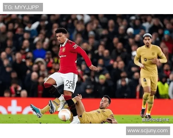 独立队与多哈杜海的较量展现足球魅力与战术智慧的巅峰对决